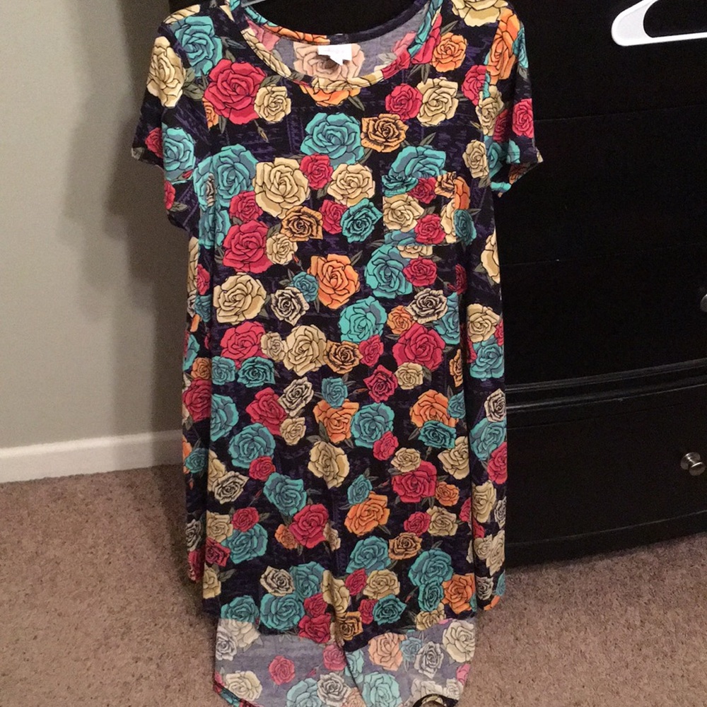 Lularoe Carly